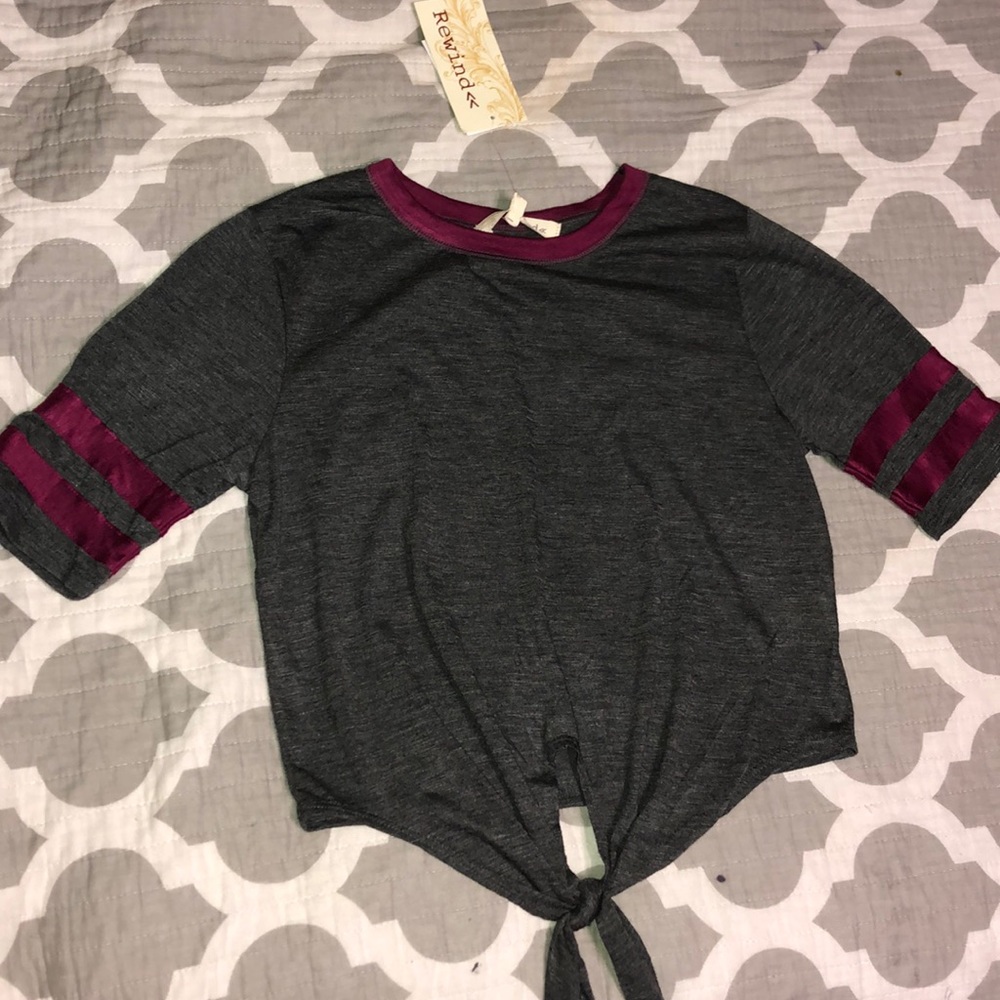 NEW 3/4 Sleeve Tee w/ Tie Knot